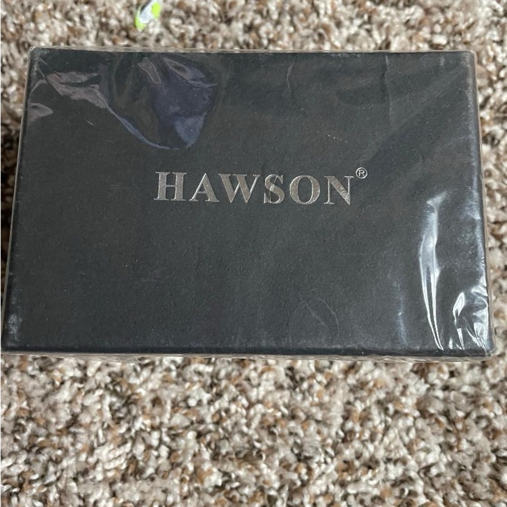 Hawson  men’s necktie business tie blue, and burgundy in box
